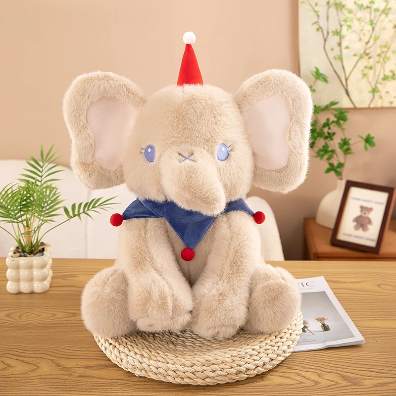 Giocattolo di peluche elefante